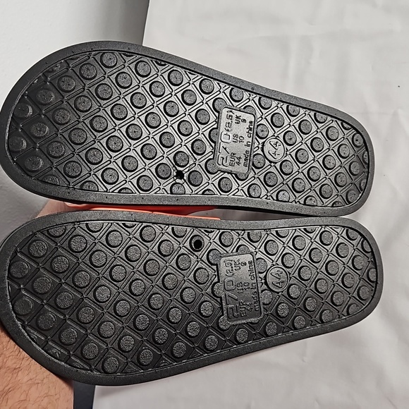 Flip Flops for Men, of a Women Print. B2 - Picture 7 of 12